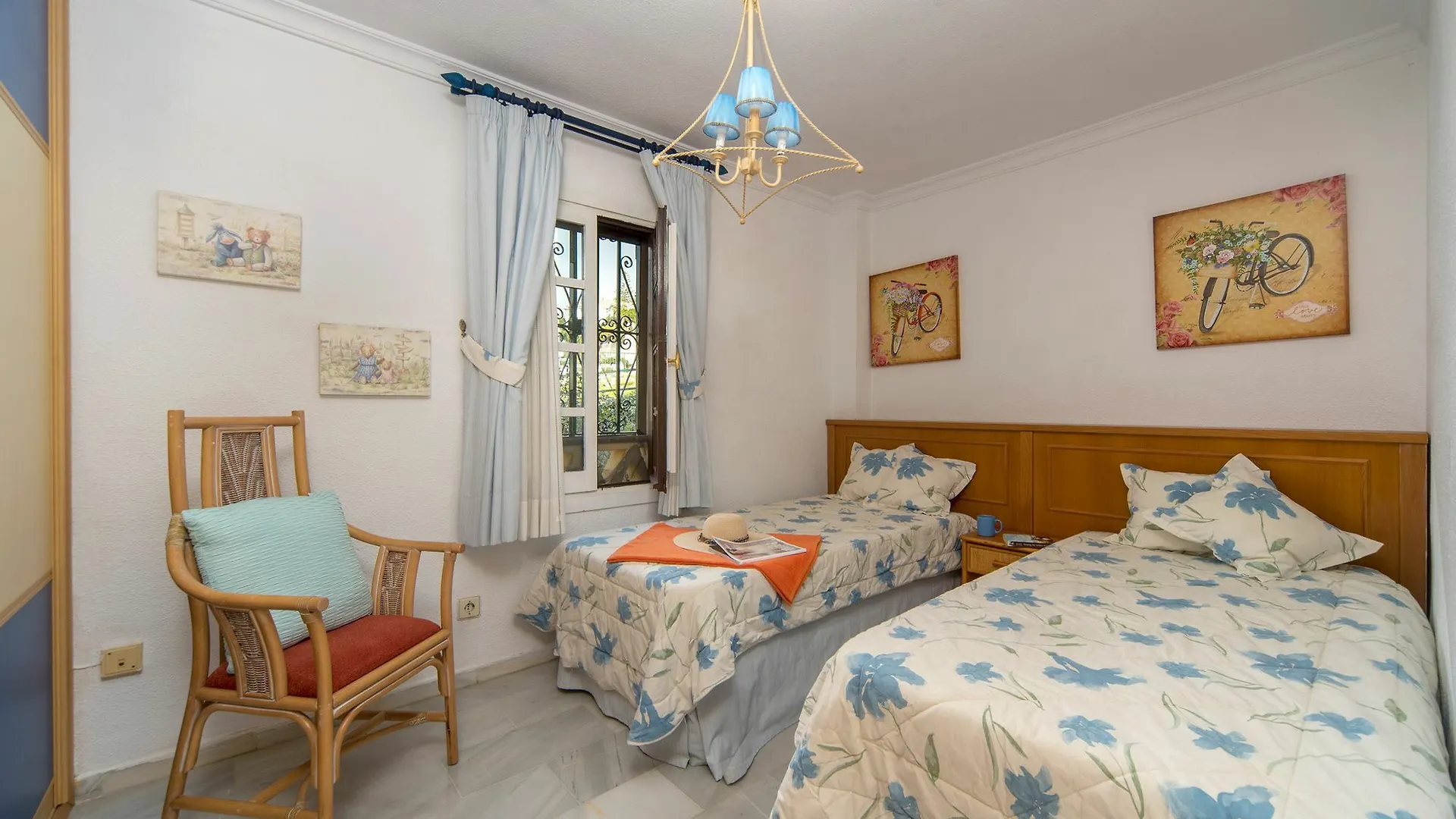 Apartamento De Lujo Primera Linea De Playa Benalmadena Spain